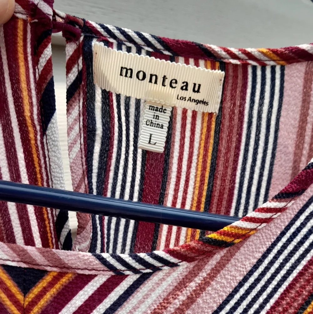 Monteau Los Angelas Ruffled Stripped Sleeveless Tie Front Large Blouse - Picture 3 of 4